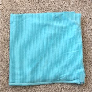 Lululemon blanket scarf with snaps